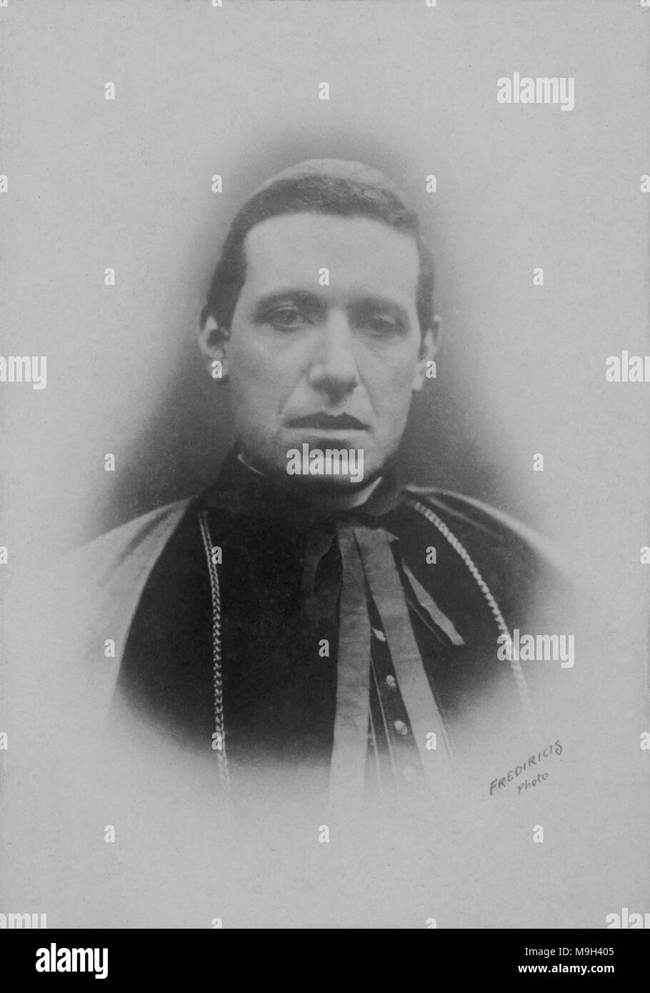 Ritratto del Cardinale Mariano Rampolla Del Tindaro ( 1843 - 1913 ) - Fotografia Fredericis , il Cardinale Segretario di Stato di Leone XIII. Foto Stock