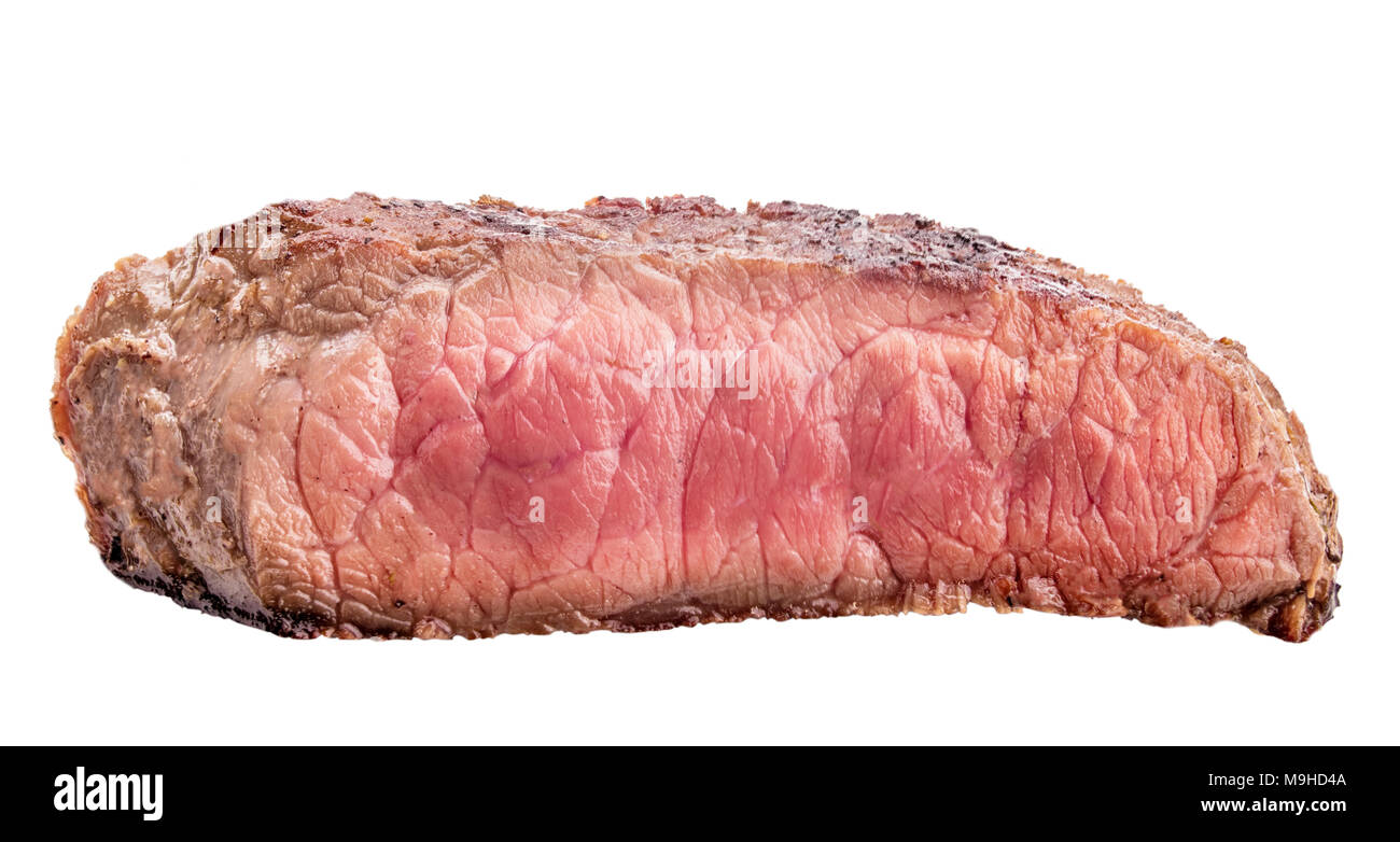 Materie bistecca, un pezzo di carne isolato su sfondo bianco con tracciato di ritaglio Foto Stock