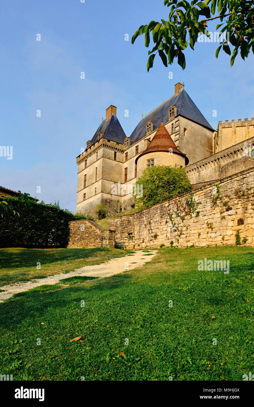 Il Château de Biron è un castello nella valle del Lède nel comune di Biron in Dordogne département della Francia. Foto Stock