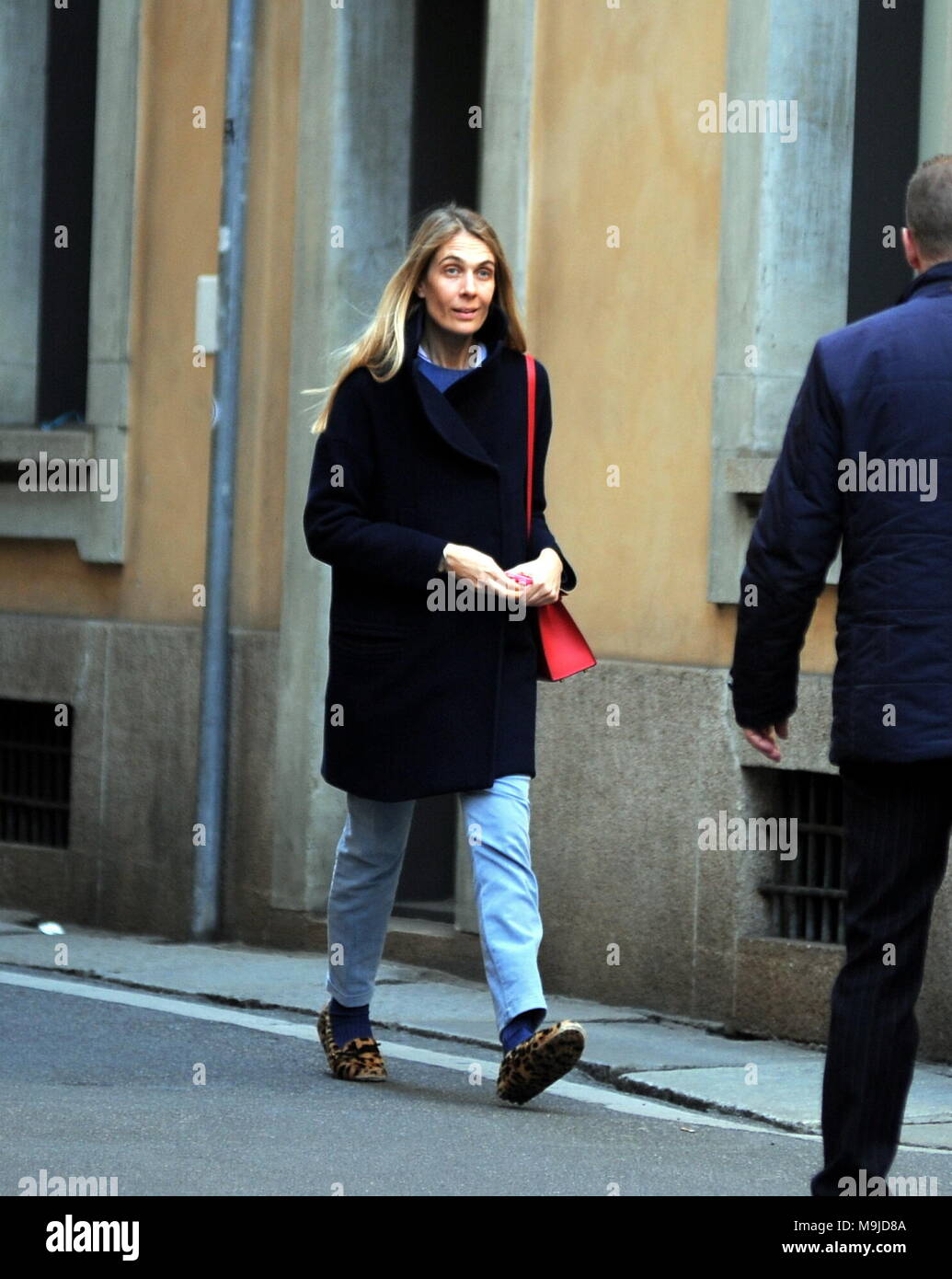 Milano, Lavinia Borromeo va shopping in centro Lavinia Borromeo, moglie
