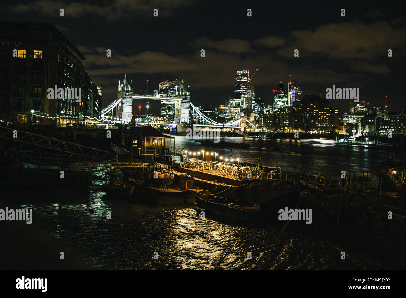 Londra di notte Foto Stock