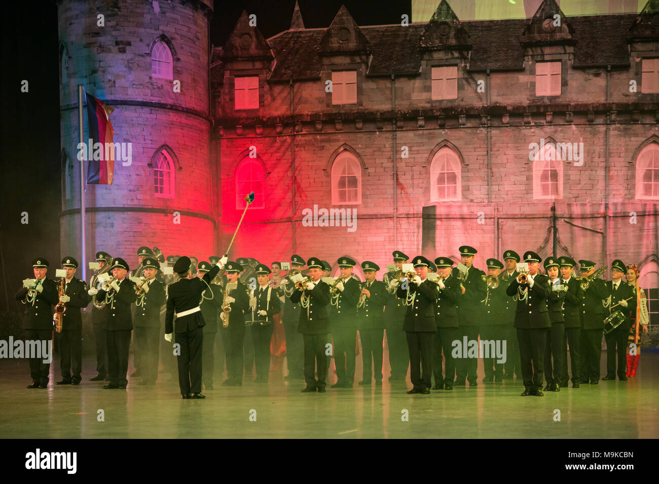 Wetzlar, Germania. 2 Mar, 2018. Il Regno Orchestra della polizia nazionale di Kiev, Ucraina, a Musikparade 2018, Marching Band Show a Rittal-Arena Wetzlar. Credito: Christian Lademann Foto Stock