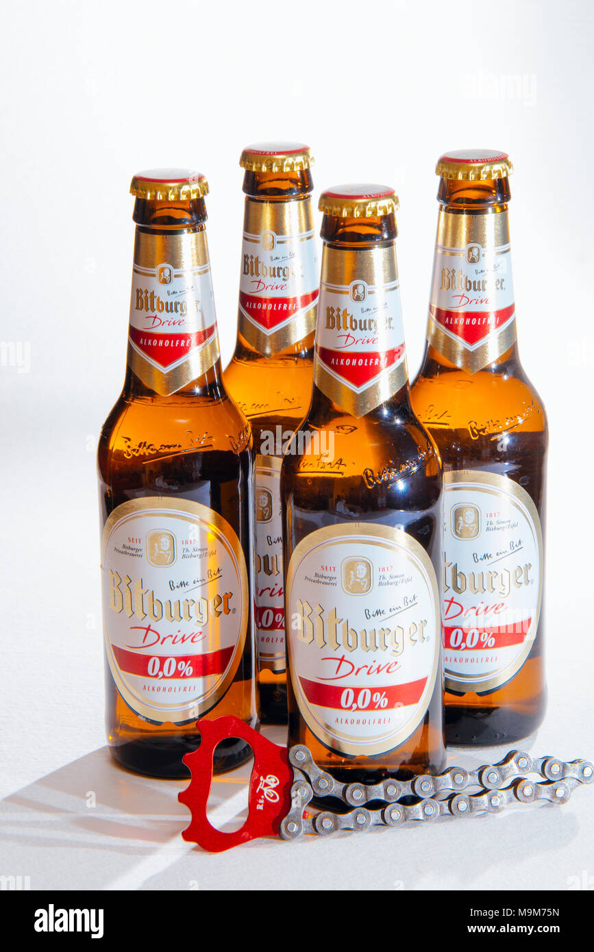 Bottiglie di alcol-free lager Foto Stock