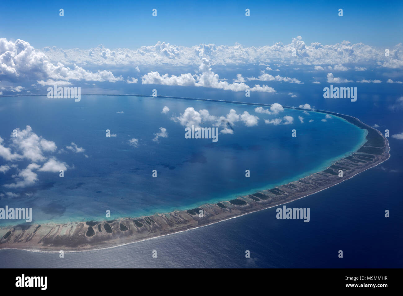 Foto aerea, Ringatoll, Rangiroa, isole della Società, isole Windward, Polinesia Francese Foto Stock