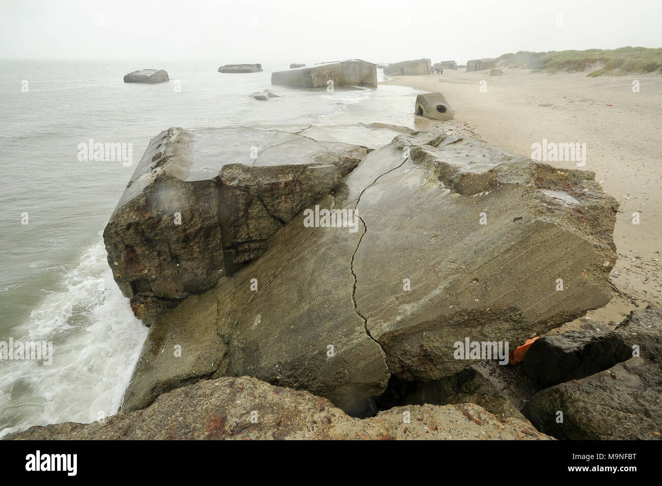 25 Stutzpunkt Vigso (roccaforte Vigso) incassate in Vigsø Bugt (Vigso Bay) in Vigso, regione dello Jutland settentrionale, Danimarca. 20 agosto 2010, era uno dei defensiv Foto Stock