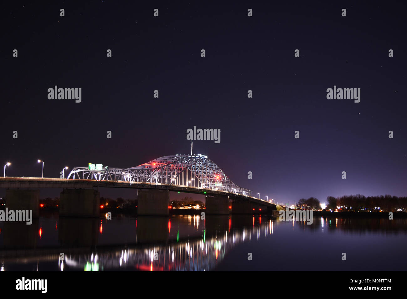 Blue Bridge il collegamento di Pasco e Kennewick in TriCities Washington Foto Stock