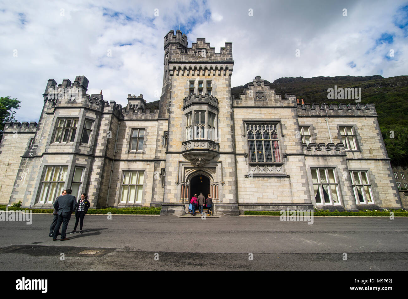 Kylemore abbey, Parco Nazionale del Connemara, Repubblica di Irlanda Foto Stock