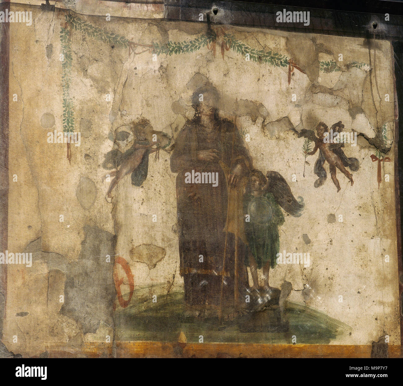 Pompei. Pittura murale raffigurante una donna accompagnata da amorini. Nella zona superiore, ghirlande. Affresco decorativo degli interni della casa romana. Campania, Italia. Foto Stock