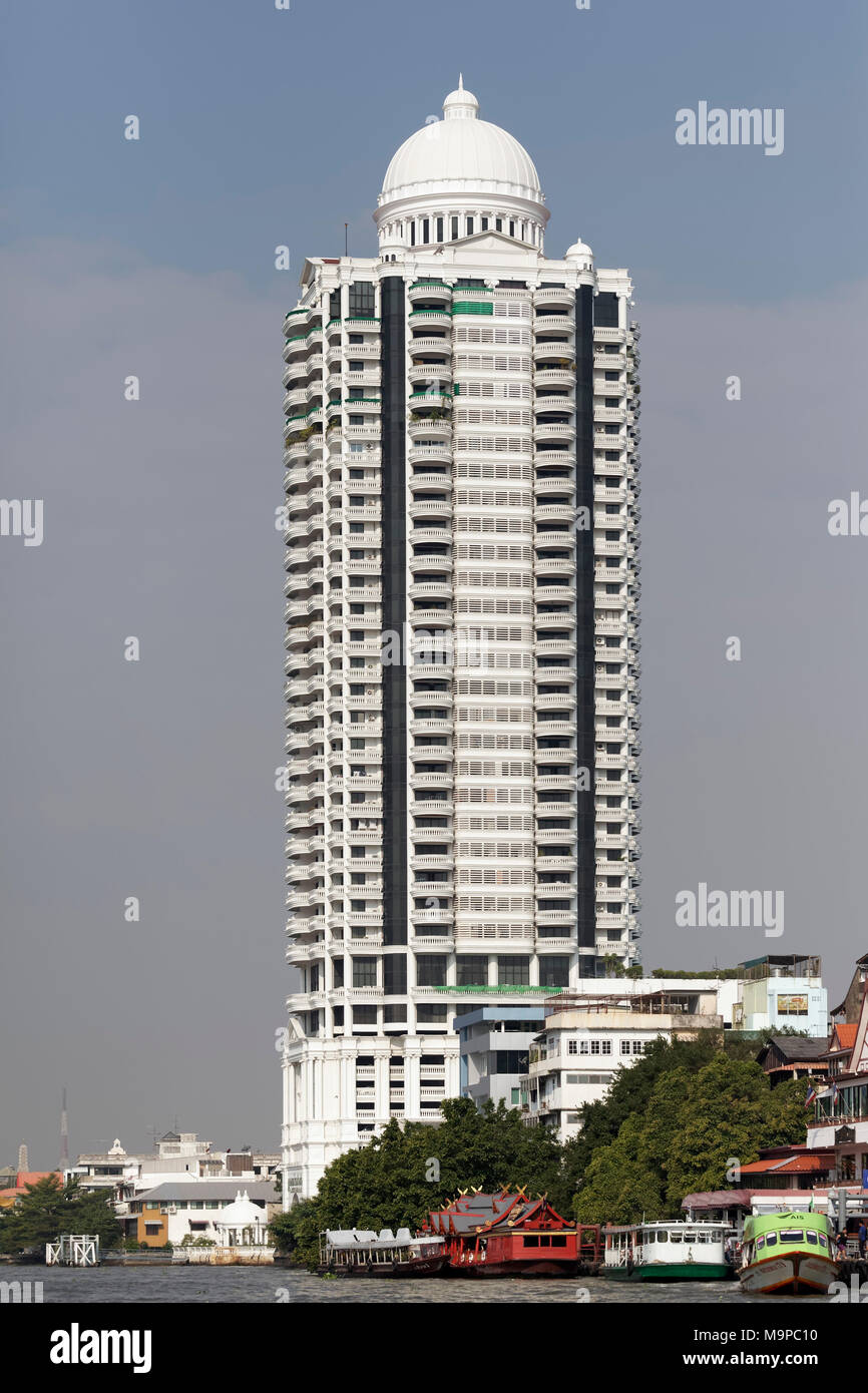 Bangkok River Park condominio, torre residenziale sulla Mae Nam Chao Phraya, Samphanthawong, Bangkok, Thailandia Foto Stock