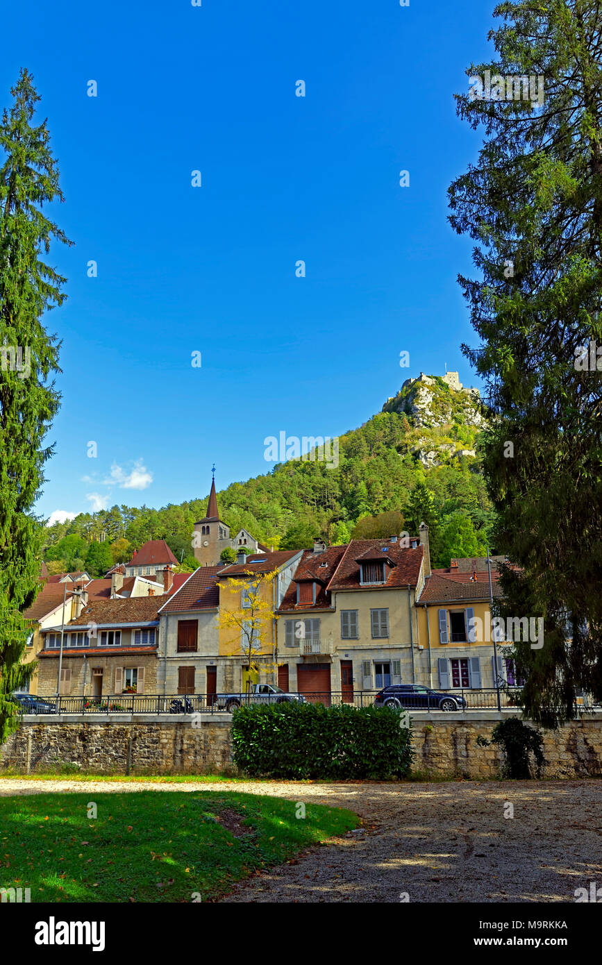 L'Europa, Francia, Giura (Francia - Comté), Salins-les-Bains, Croix Béchet, Parc dei Cordeliers, fort Belin, vista locale, storicamente luogo di interesse Foto Stock