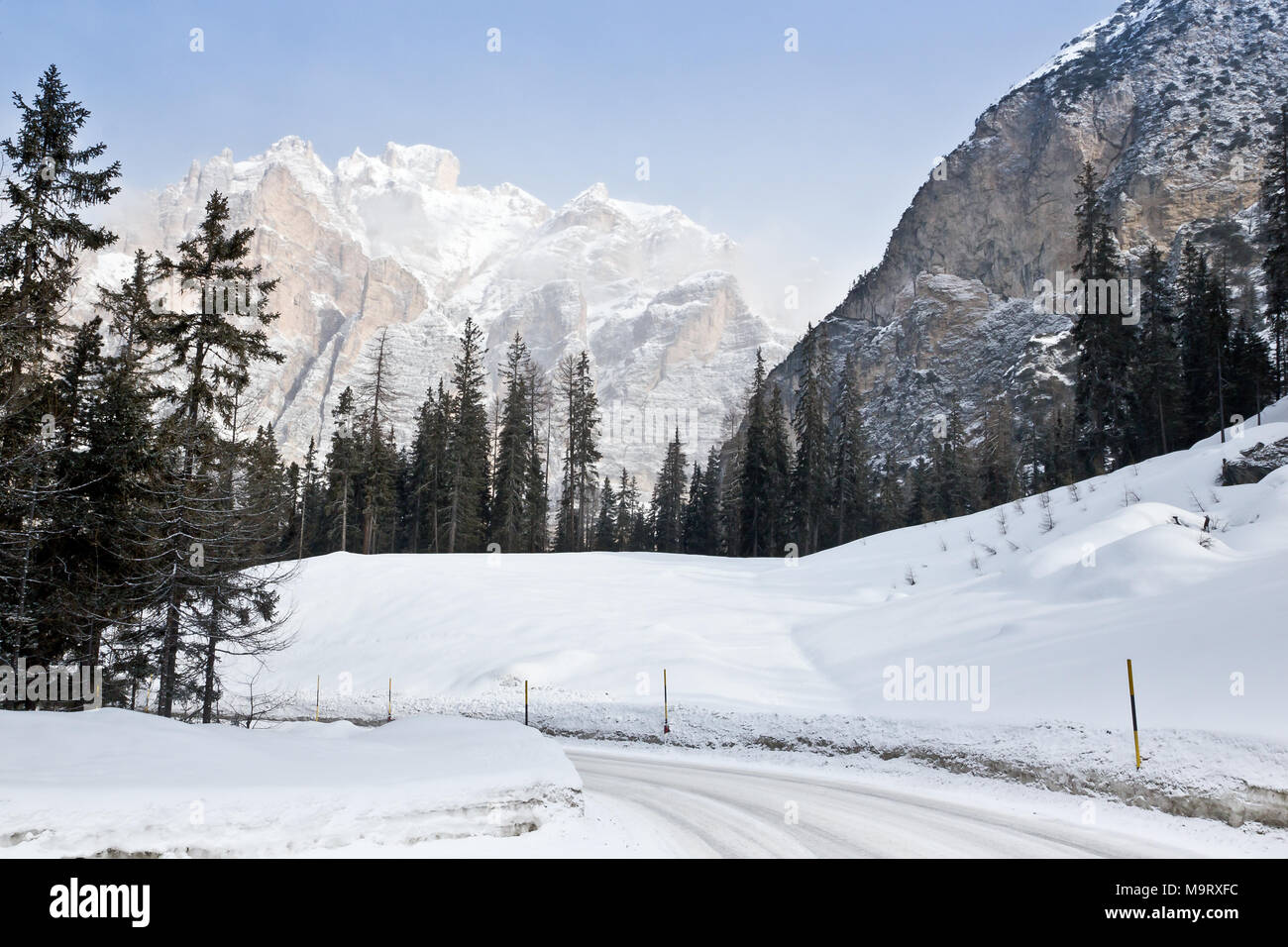 Passo Falzarego mountain pass, Dolomiti, Italia Foto Stock