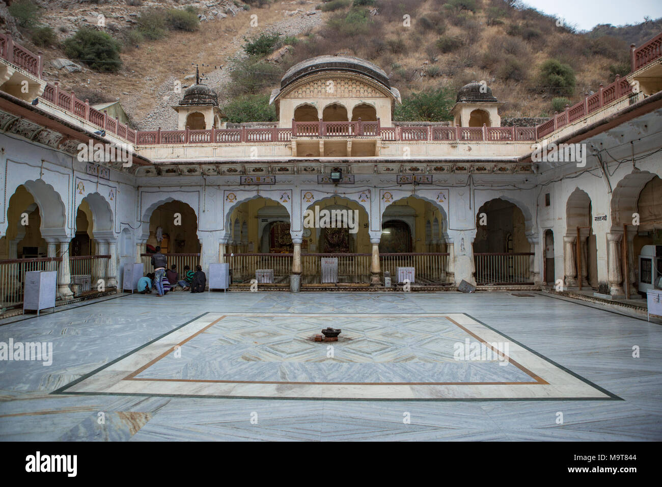 Galta Monkey Palace / Temple - Jaipur, Rajasthan, India Foto Stock