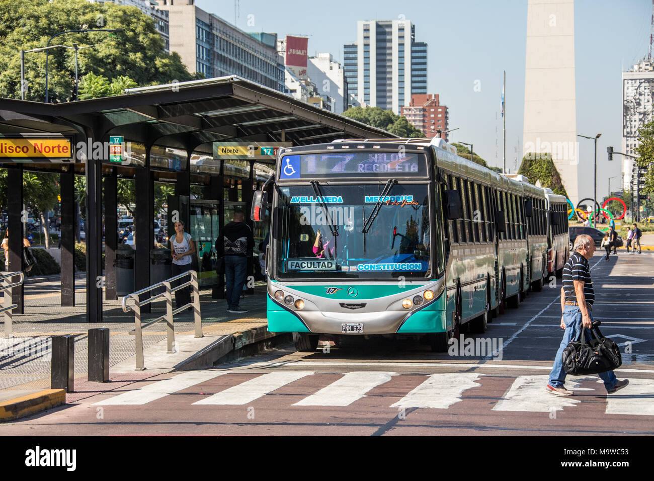 Metrobus, bus Rapid Transit, Buenos Aires, Argentina Foto Stock