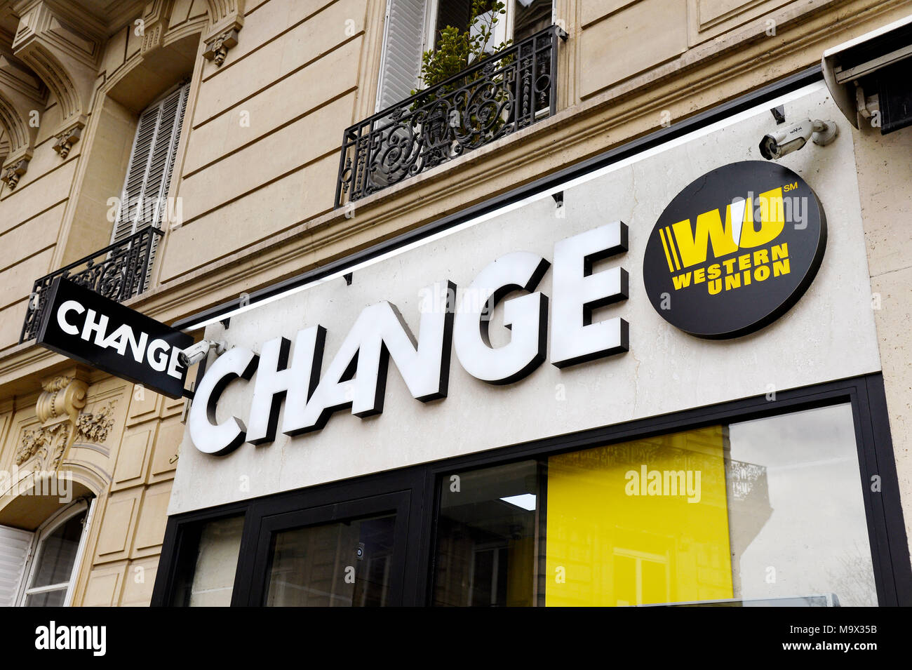 Ufficio cambio Western Union - Parigi - Francia Foto Stock