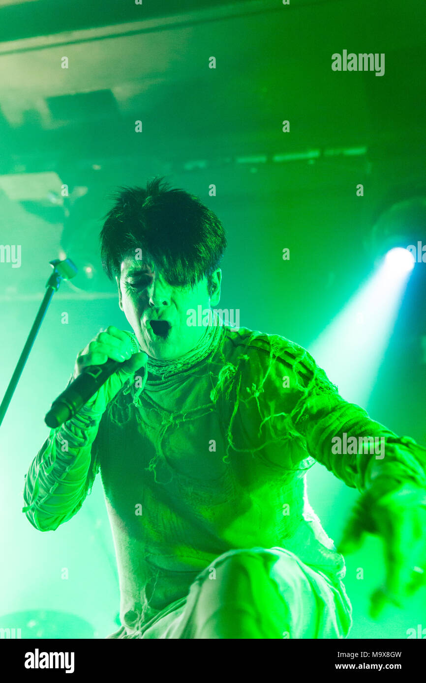 Belfast, Irlanda del Nord, Regno Unito. Il 28 marzo 2018. Gary Numan giocato Belfast Limelight Club come parte del suo tour del Regno Unito foto: Sean Harkin/Alamy Live News Foto Stock