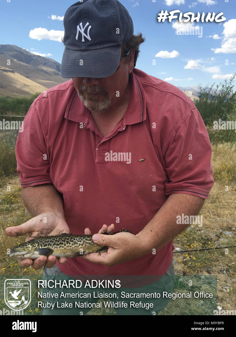 Richard Adkins. Richard Adkins Regione 8 EA Sacramento Native American Liaison Ruby Lago in TNT - mantenimento di una trota tigre sono cresciuta la pesca le acque del lago rubino NWR. Mi trovo a visitare ogni volta che vado a casa e lascio la sensazione rinvigoriti e grato. Ruby Lago NWR è un rifugio anche per me. Ho bellissimi ricordi della pesca ci con i miei genitori e nonni, e quando il mio nuovo nipotino è abbastanza vecchio per eseguire il cast di una linea, sarà lui a pescare anche lì. Foto Stock