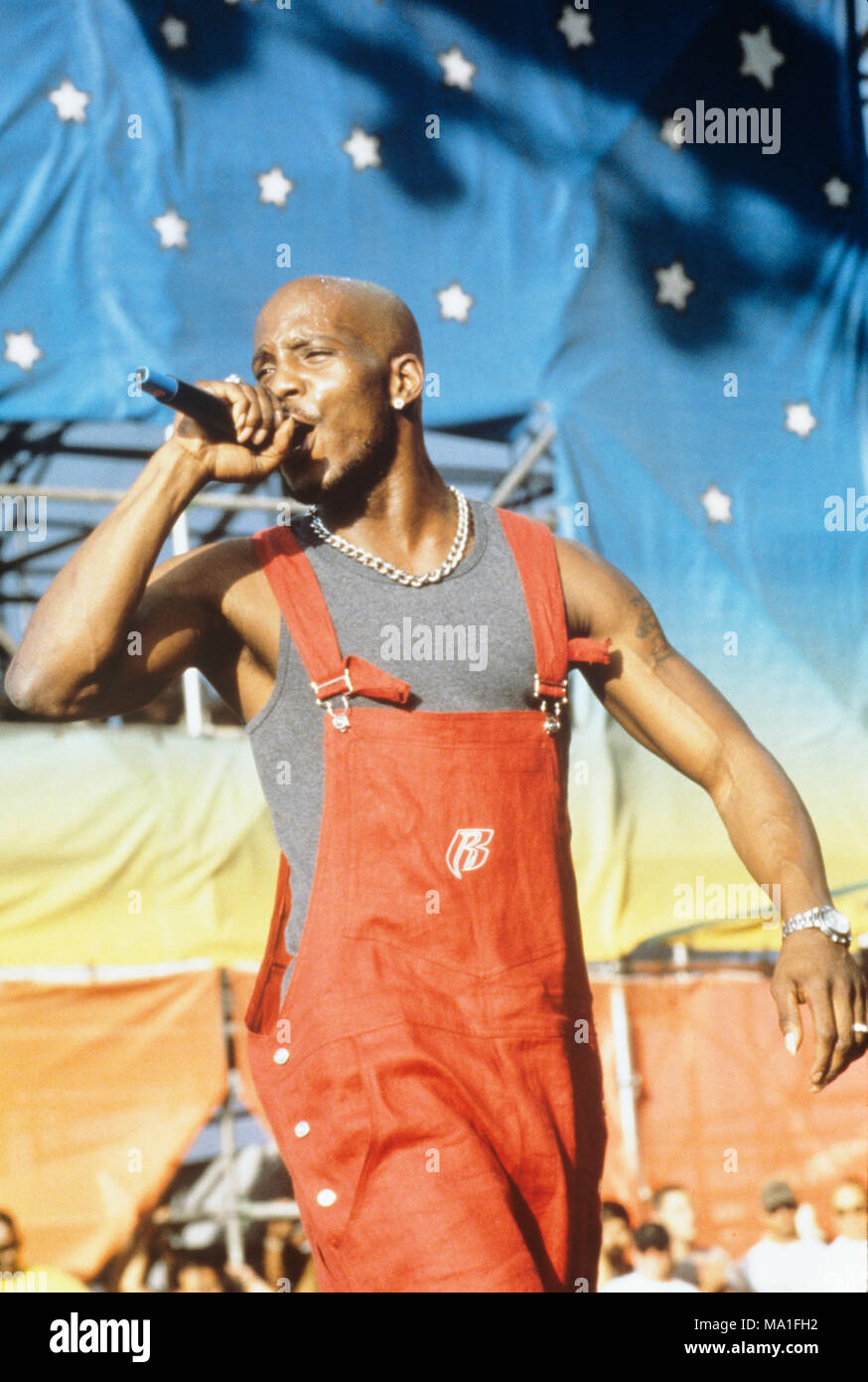 Il rapper DMX eseguendo a Woodstock 99 in Roma, New York. © RTCanova / MediaPunch Foto Stock