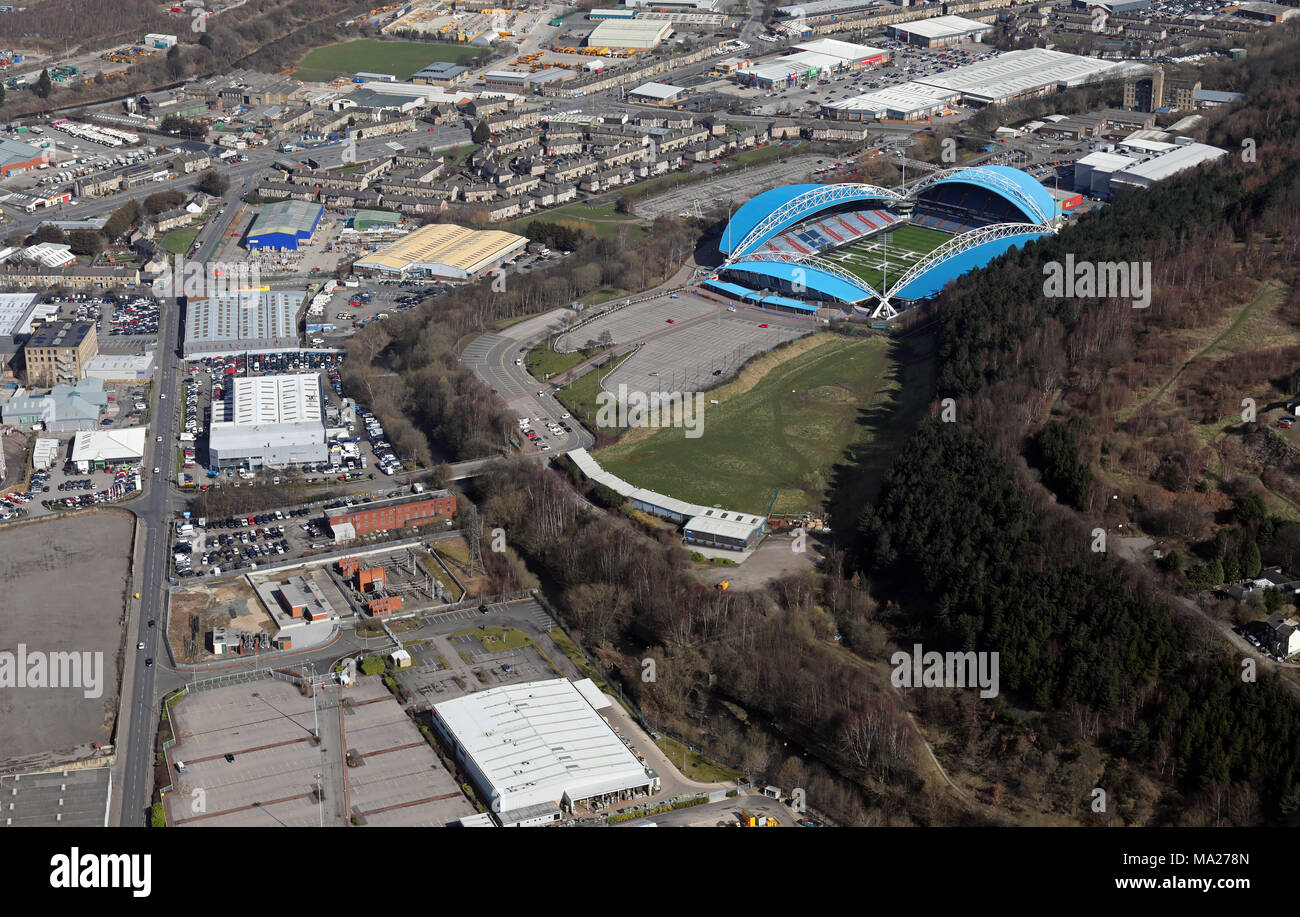 Vista aerea di Huddersfield e John Smiths Stadium Foto Stock