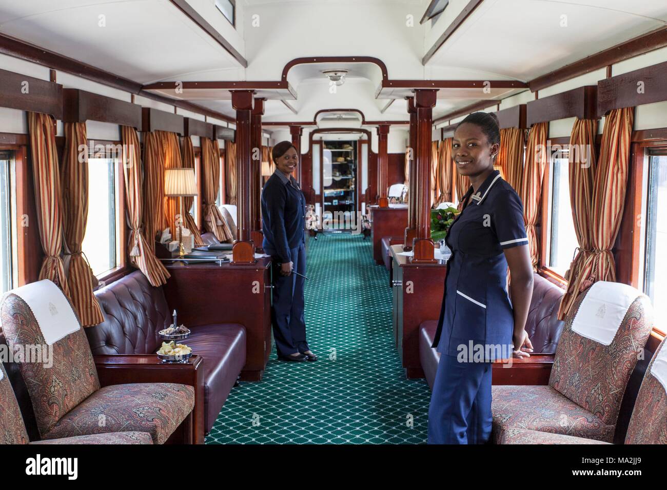 Un aree lounge nel treno di lusso Rovos Rail (viaggio da Durban a Pretoria, Sud Africa) Foto Stock
