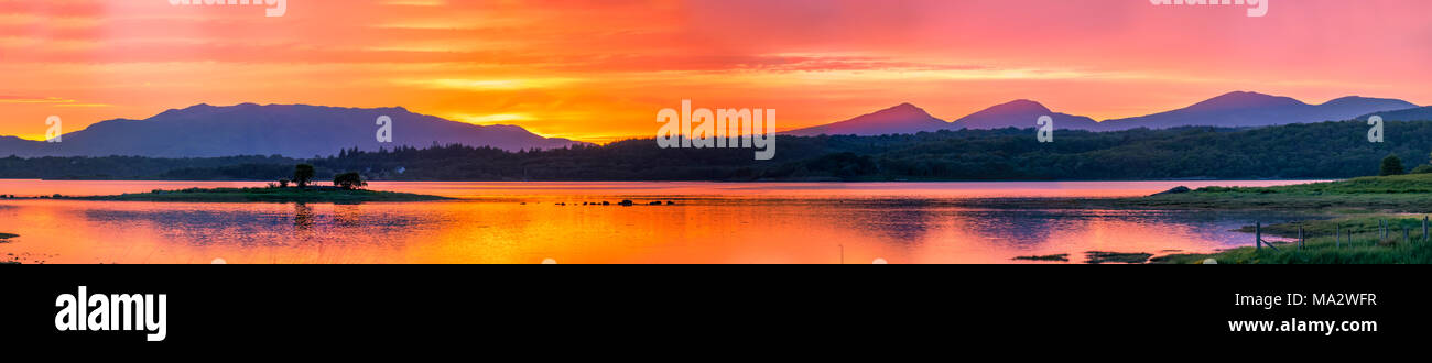Un tramonto meraviglioso a Loch Creran, Barcaldine, Argyll,Scozia - UK Foto Stock