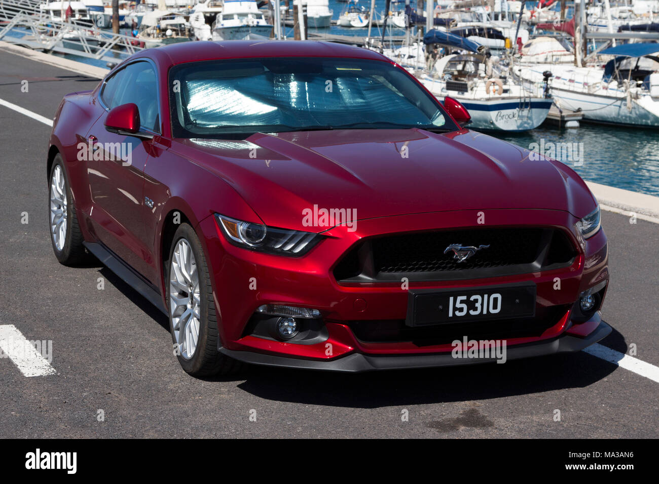 5.0L Mustang GT Rubicone Marina nr playa blanca, Holiday resort isola delle Canarie di Lanzarote, un isola spagnola, al largo della costa nord ovest africa 2018 Foto Stock