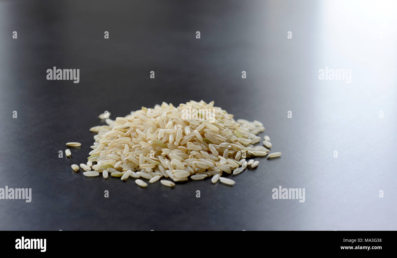 Riso, chicchi di riso, riso a grani lunghi Foto Stock