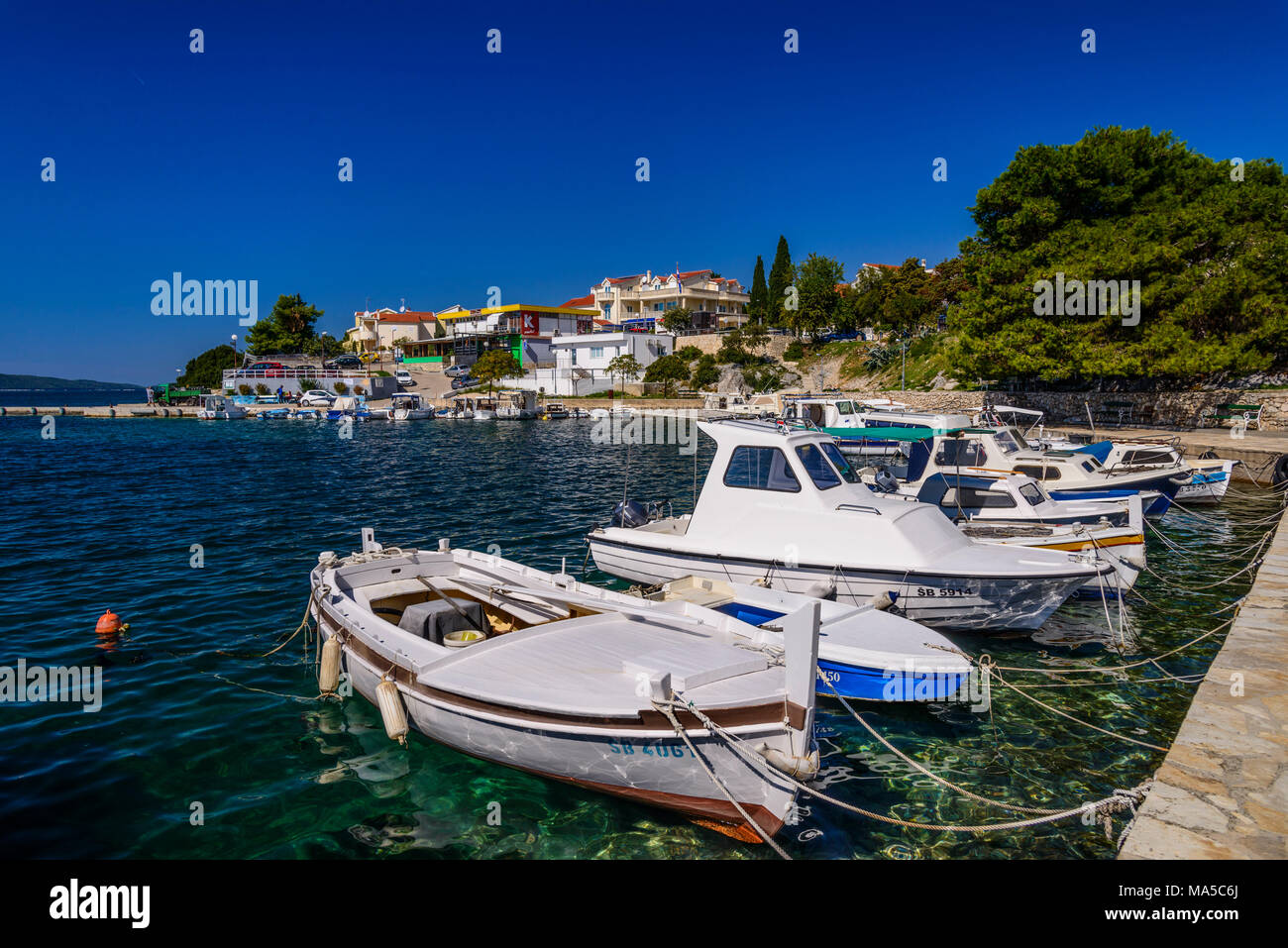 Croazia, Dalmazia, Riviera di Sibenik, Brodarica, Boat Harbour Foto Stock