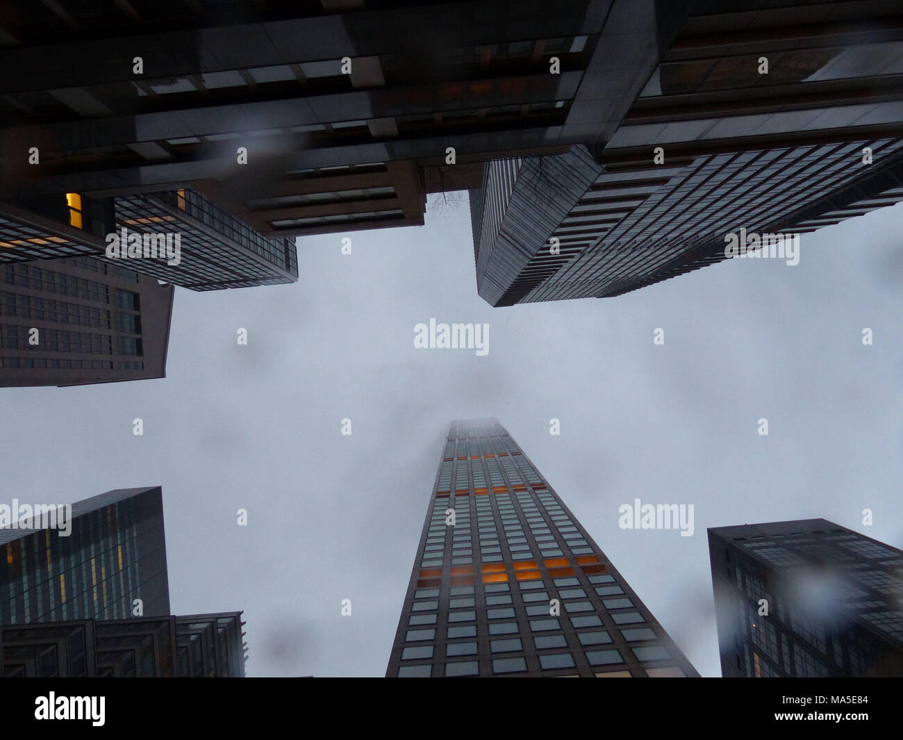 452 Park Avenue progettato dall architetto Rafael Vignoly è, con i suoi 1398 metri, le più alte del mondo torre residenziale. Gli appartamenti Duplex a partire da $ 50 milioni Foto Stock