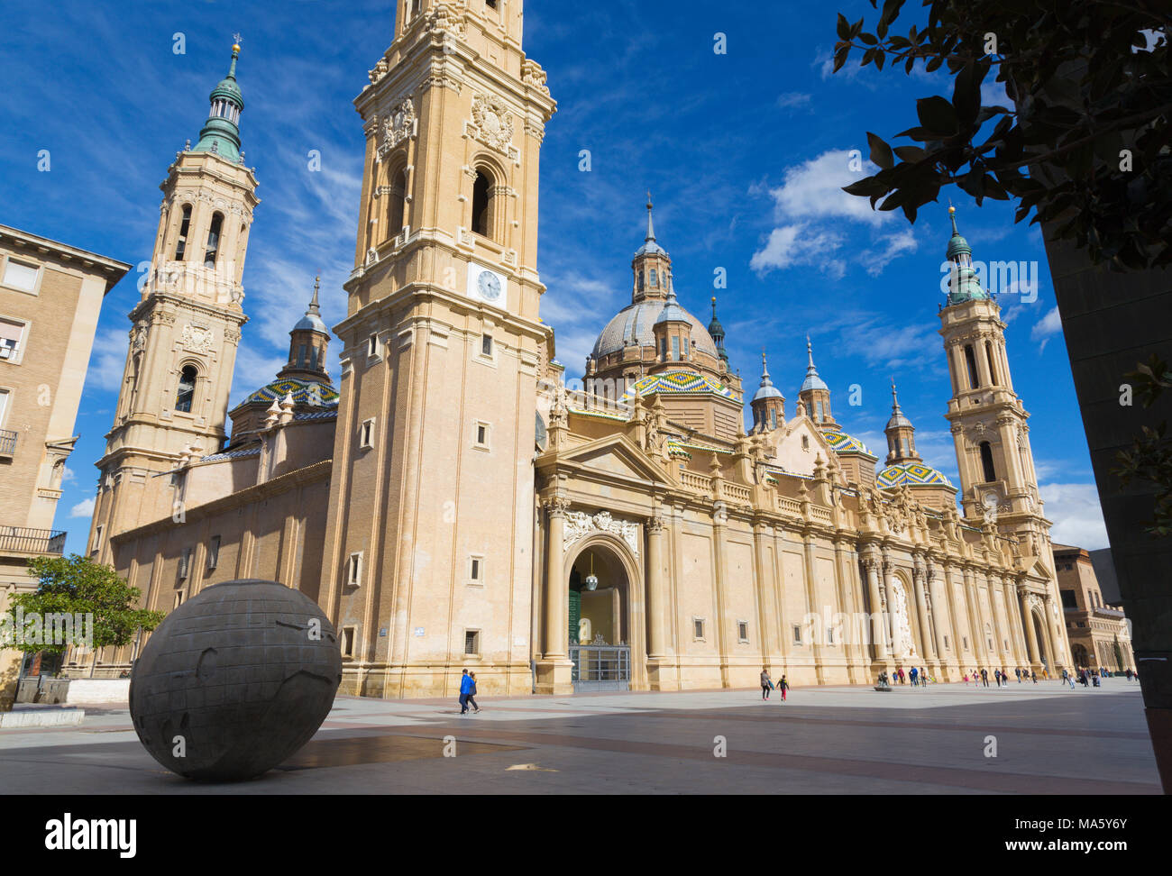 Zaragoza - La Basilica del Pilar chiesa. Foto Stock