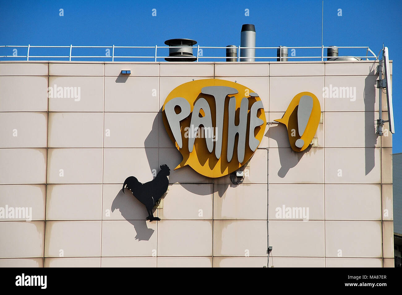 Pathe Logo sul muro, da qualche parte in Paesi Bassi, Europa Foto Stock