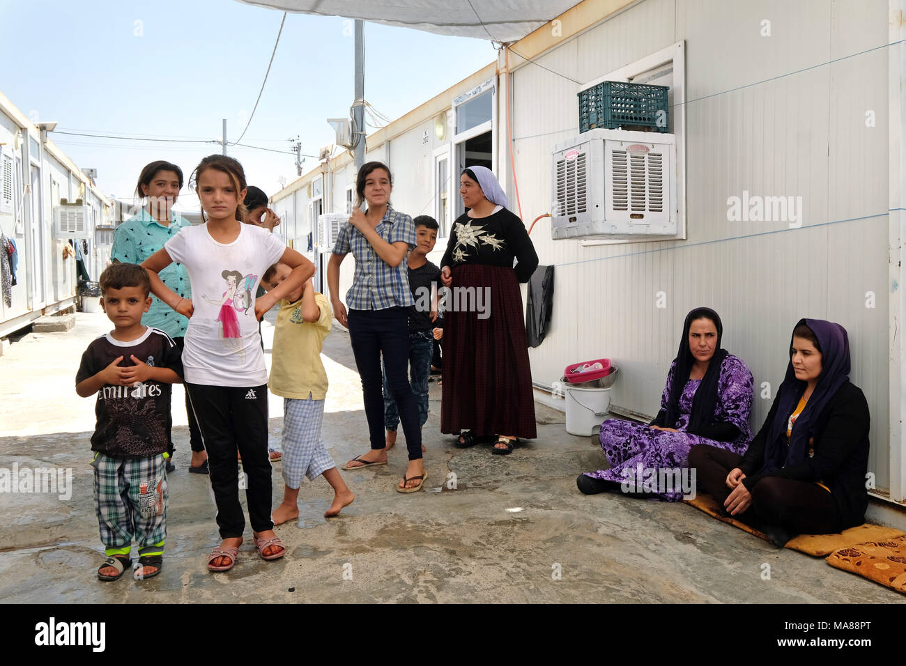 Nell Iraq del nord, Curdo Regione Autonoma: Dawidiya Camp Yezidi per persone internamente sfollate dalle montagne Sinjar Foto Stock