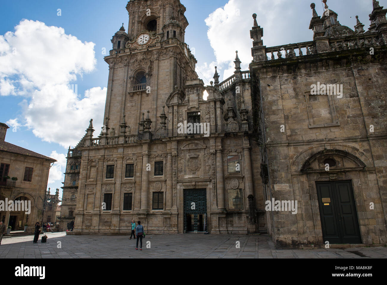 La cattedrale di Santiago de Compostela come visto da Praza da Quintana Foto Stock