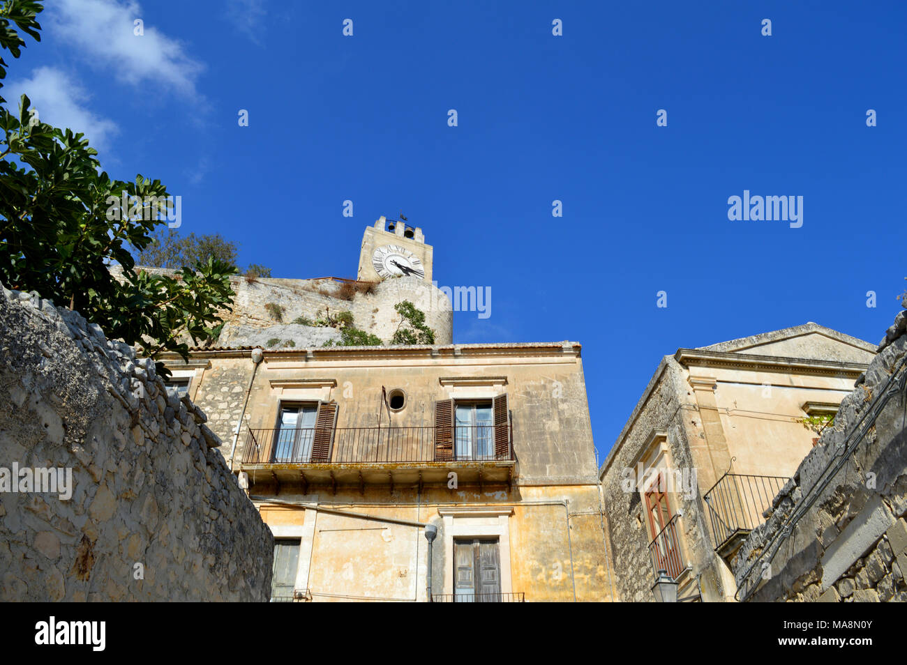 Gash dell'antica torre del castello dei Conti di Modica Ragusa,Sicilia Foto Stock
