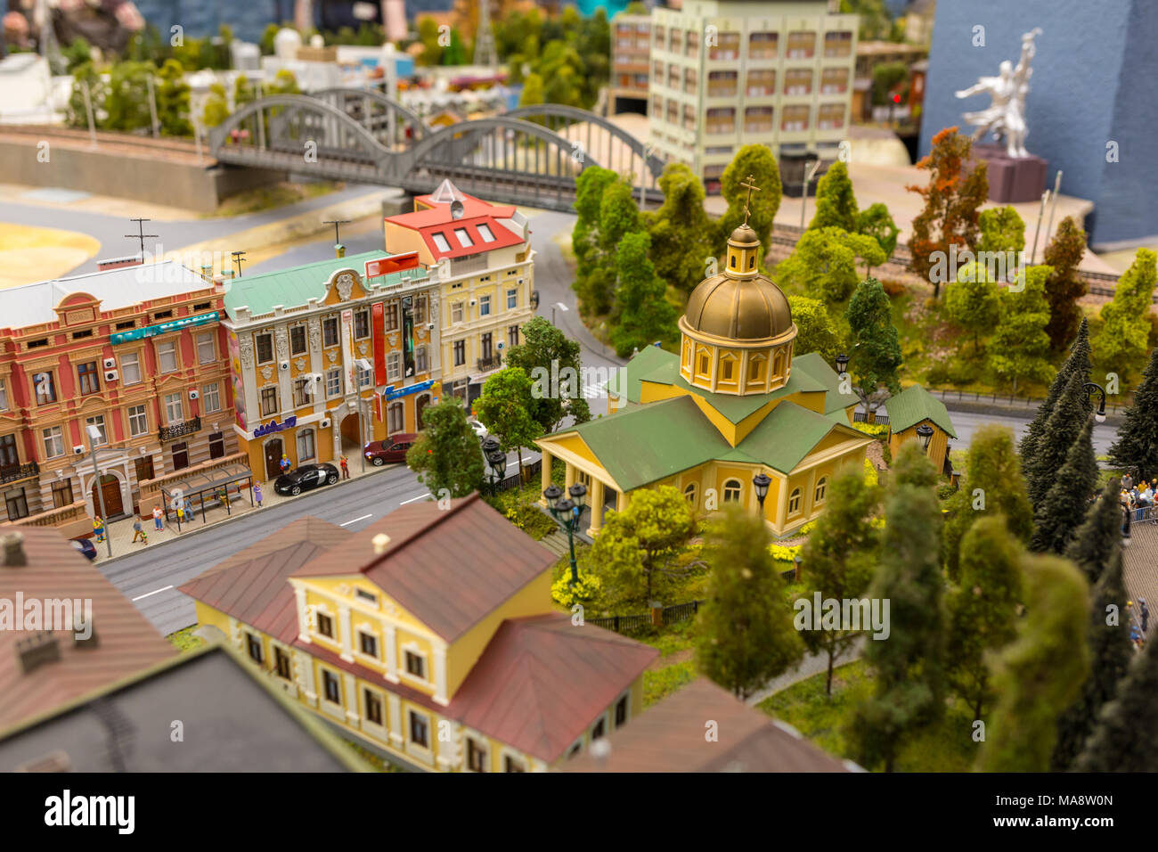 La vista panoramica dalla collina della valle del Museo Grand-Mock è la città di San Pietroburgo Foto Stock