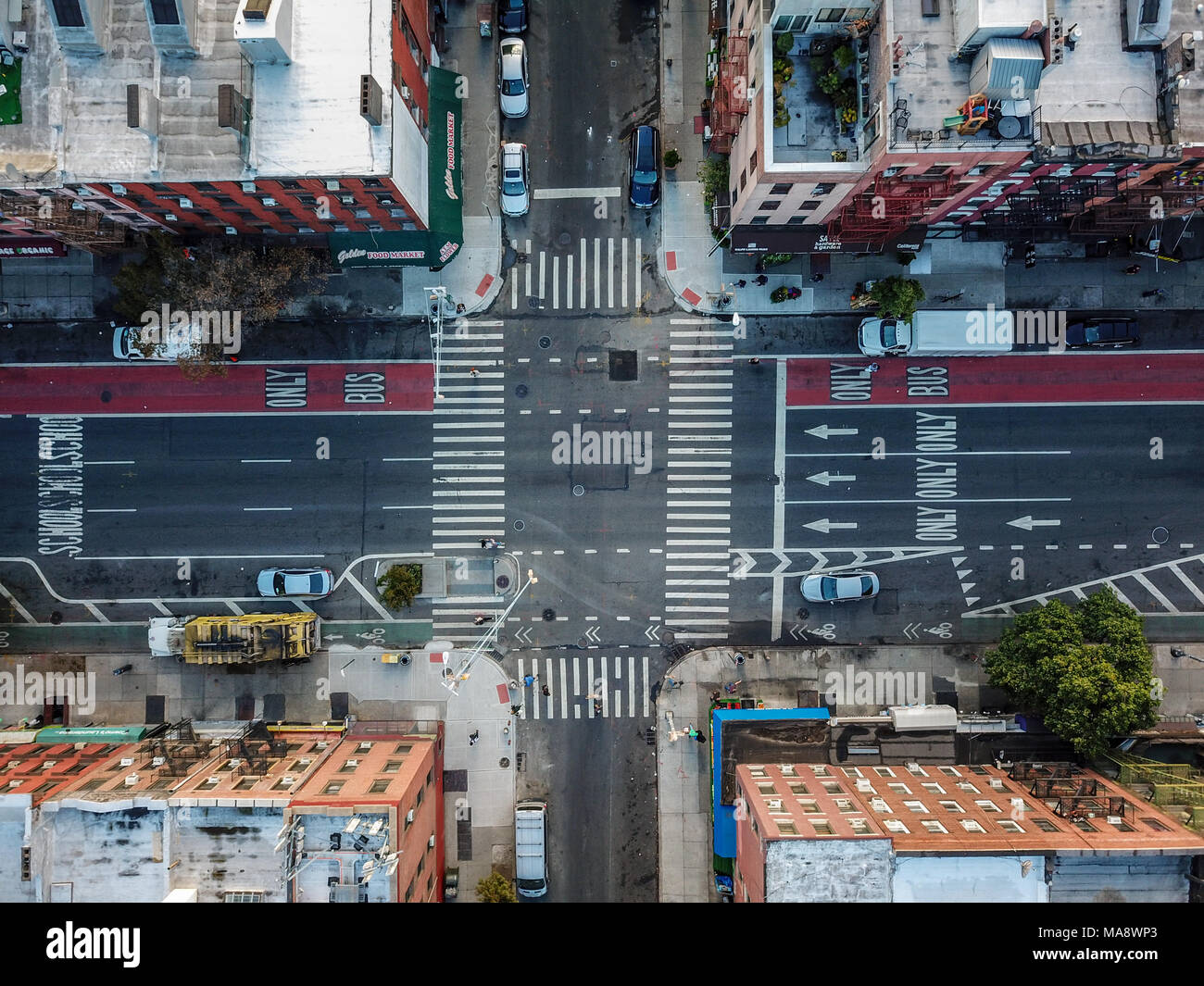 Intersezione nell'East Village, a Manhattan, New York City, Stati Uniti d'America Foto Stock