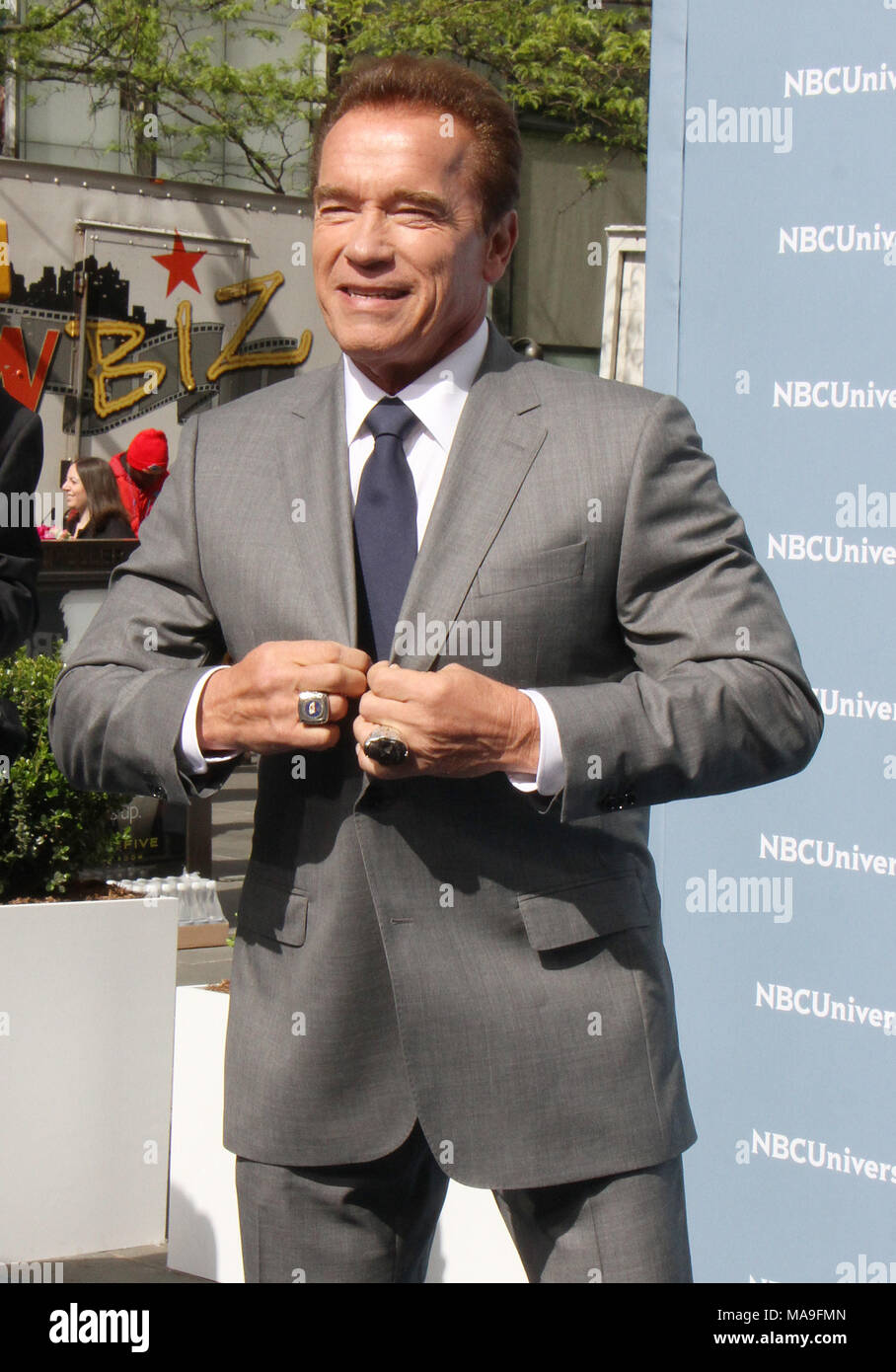 New York, NY, STATI UNITI D'AMERICA. 16 Maggio, 2018. Arnold Schwarzenegger al NBCUniversal 2016 in anticipo al Radio City Music Hall di New York City il 16 maggio 2016. Credito: Rw/media/punzone Alamy Live News Foto Stock