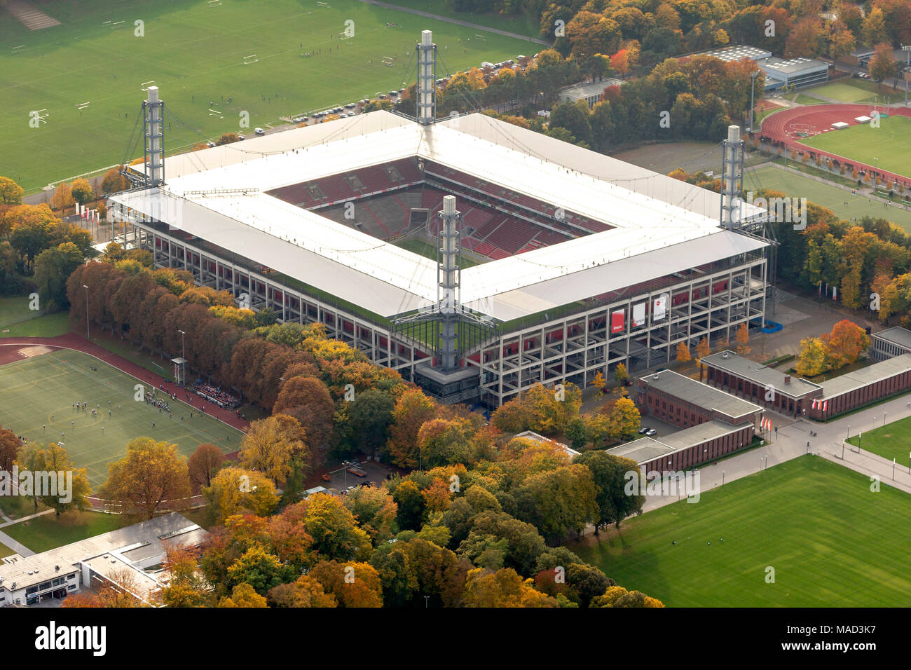 Vista aerea, energia territoriale Stadium, 1.FC Koeln, Rhein Energie Stadium, 2.Bundesliga, Colonia, nella Renania, Renania settentrionale-Vestfalia, Germania, Europa Foto Stock