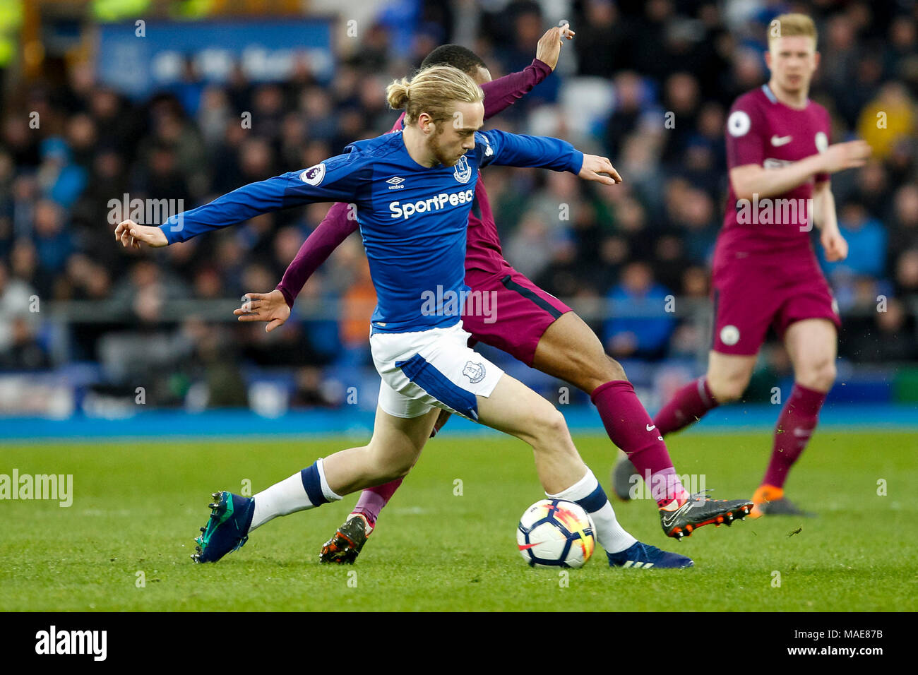 Tom Davies di Everton durante il match di Premier League tra Everton e Manchester City a Goodison Park il 31 marzo 2018 a Liverpool, in Inghilterra. (Foto di Daniel Chesterton/phcimages.com) Credit: Immagini di PHC/Alamy Live News Foto Stock