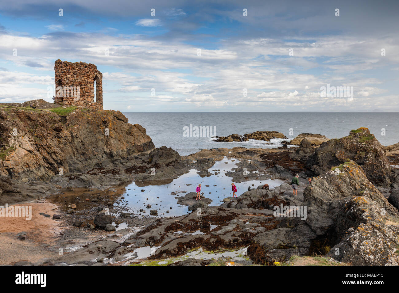 Signora della torre in East Neuk di Fife vicino al villaggio costiero di Elie, Scozia Foto Stock