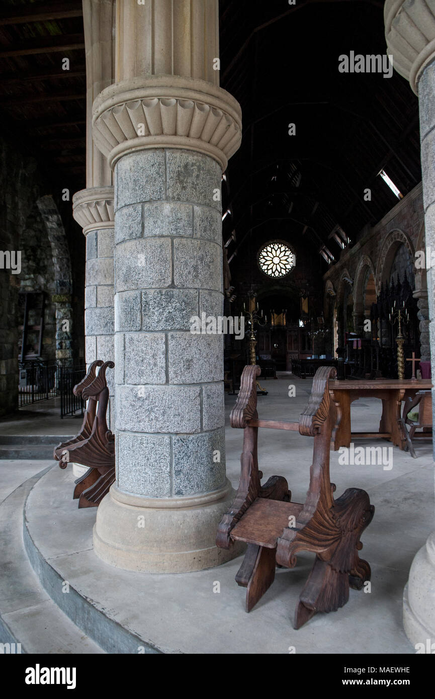 La straordinaria architettura di St Conan's Kirk nelle Highlands della Scozia - una miscela di stili architettonici sul Loch Awe, Argyll and Bute Foto Stock