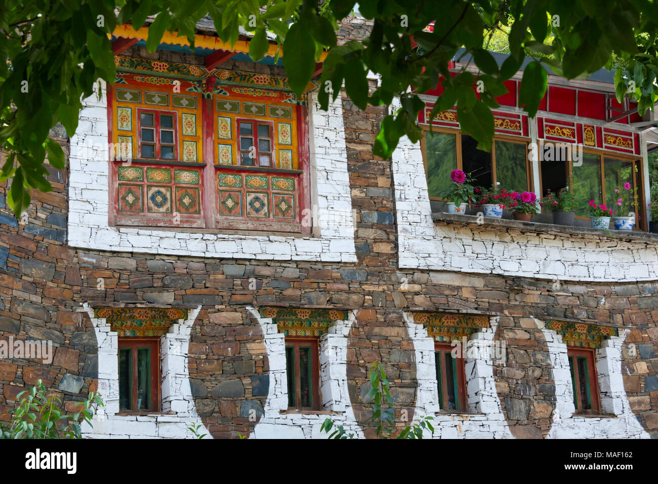 Vecchia casa in Zhuokeji Headman's Village, Ngawa tibetano e Qiang prefettura autonoma, western Sichuan, Cina Foto Stock