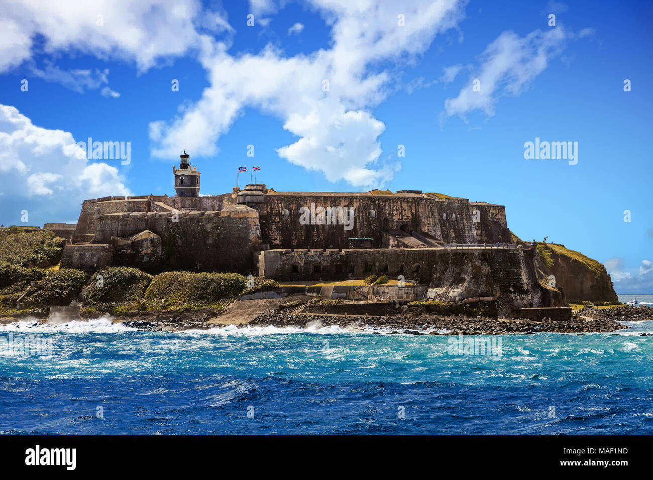 La vecchia fortezza El Morro nella vecchia San Jaun Puerto Rico dal mare Foto Stock