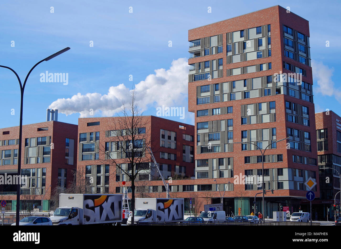 Nuovi blocchi residenziali in Osakaallee, in Hafen City, un immenso riqualificazione urbana progetto sul sito dell'ex Amburgo porta libera Foto Stock