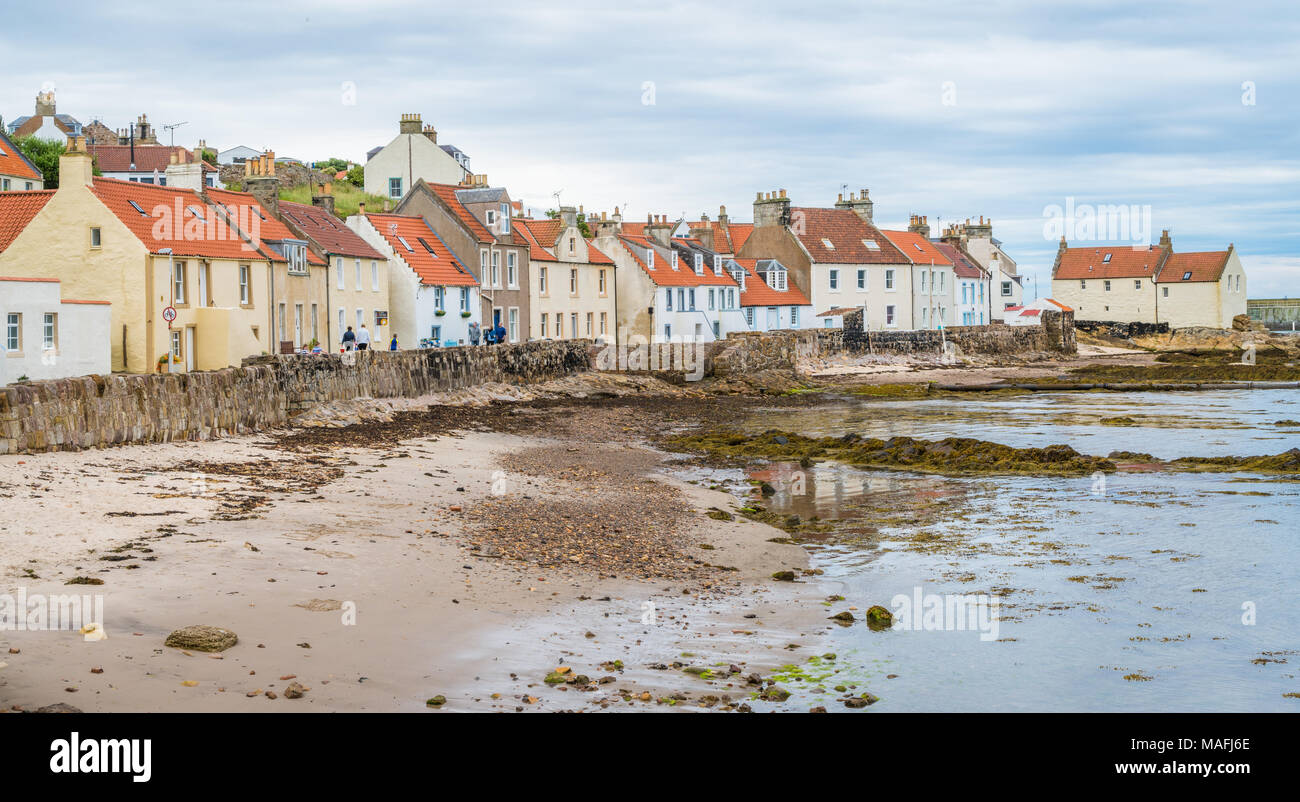 New Scenic 5 posti in vista Pittenweem, in Fife, sulla costa orientale della Scozia. Foto Stock