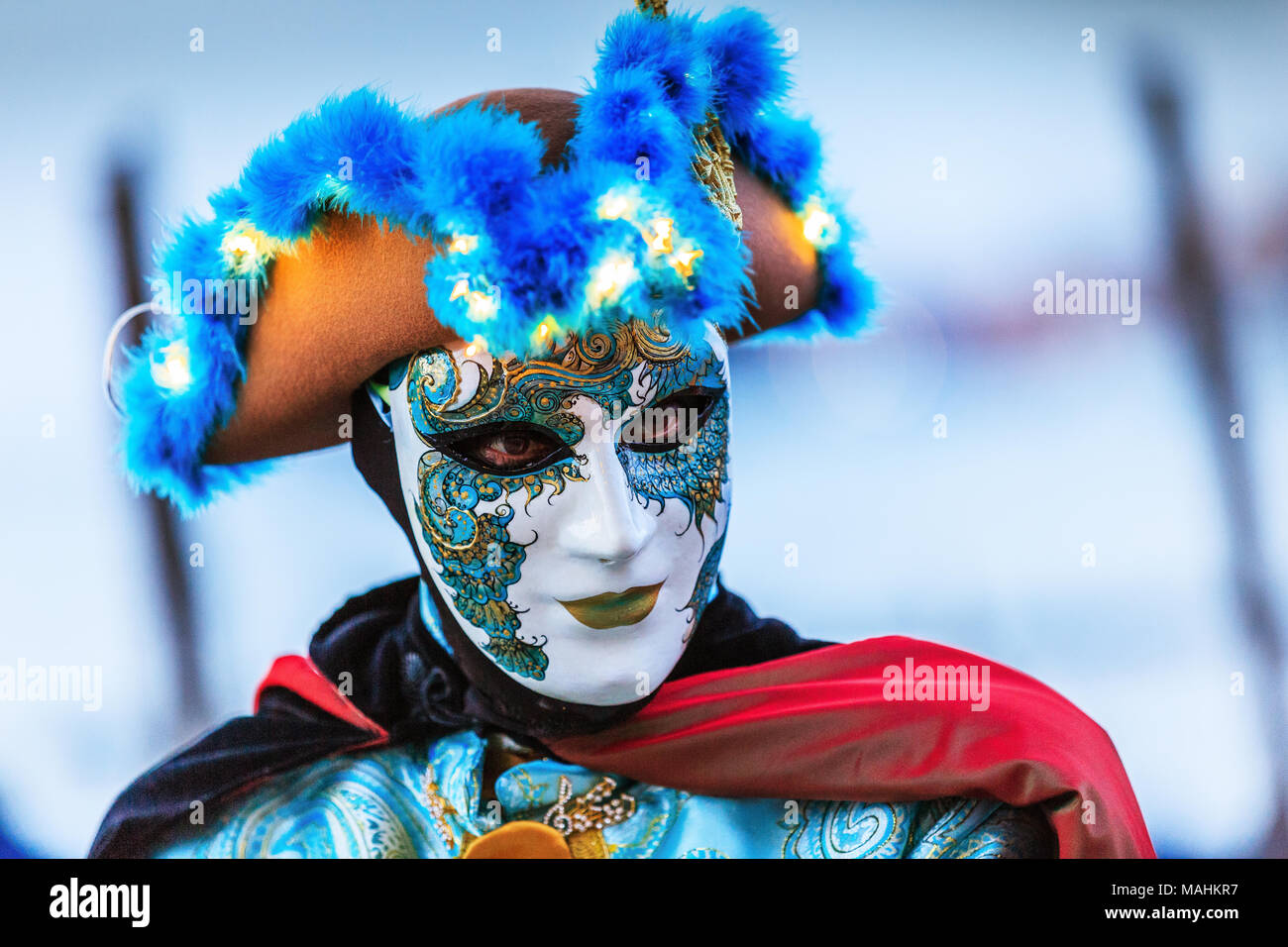Venezia, Italia. Il carnevale di Venezia, bella maschera in Piazza San Marco. Foto Stock