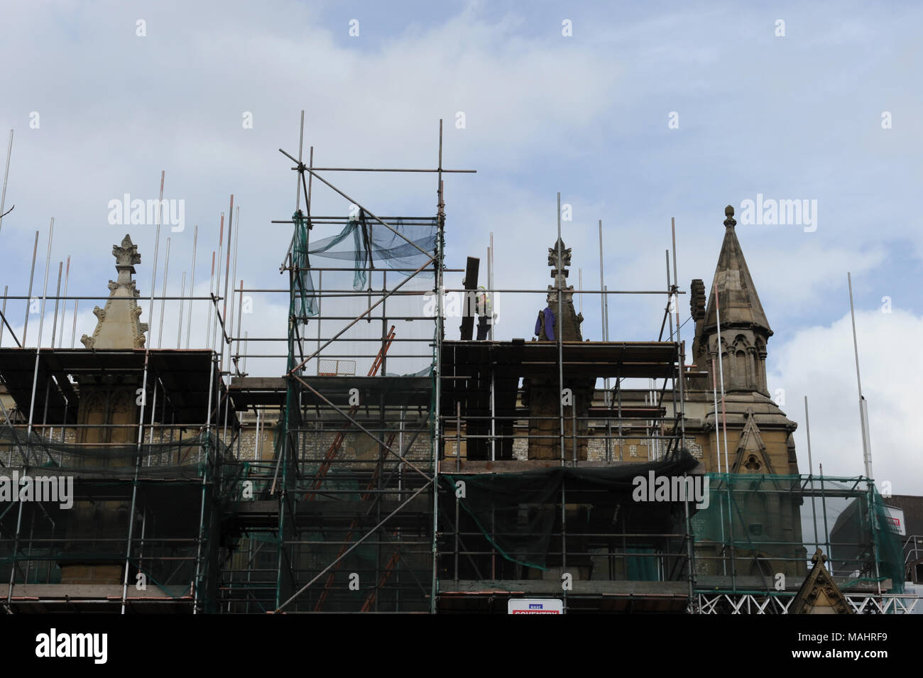 Costruttori di ripristinare la Southwark Cathedral Foto Stock