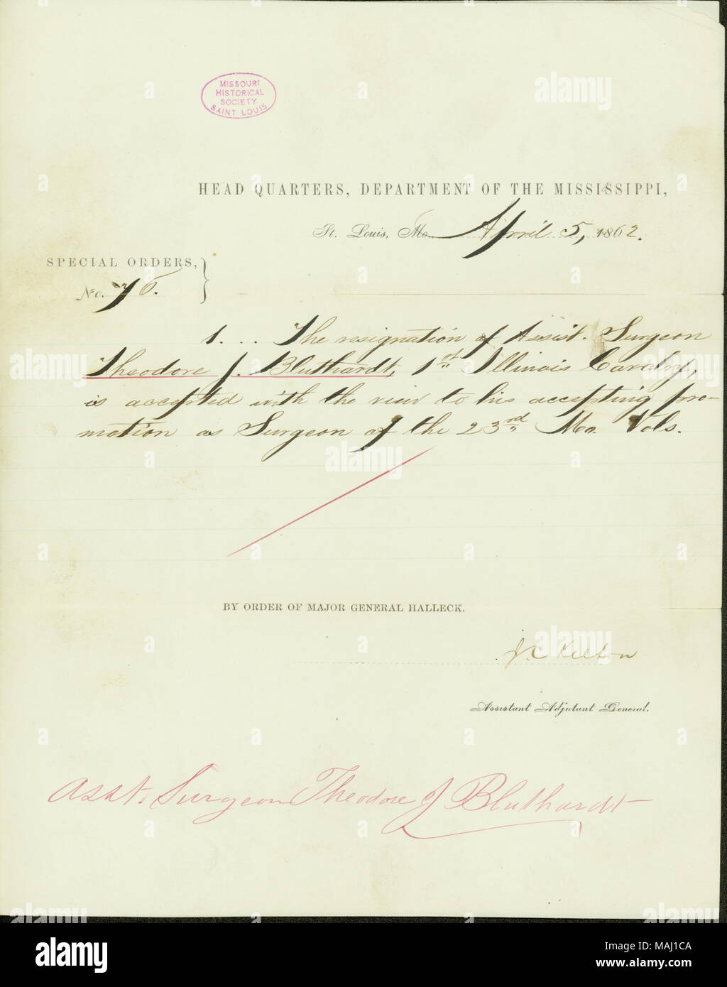 Riconoscere Theodore J. Bluthardt di rassegnare le dimissioni dal 1° Illinois cavalleria in modo che egli possa accettare una posizione come chirurgo della XXIII edizione del Missouri la fanteria. Trascrizione: Aprile 5, 1862. Ordini speciali, n. 16. 1?ǪThe dimissioni di assistere. Chirurgo Theodore J. Bluthardt, 1° Illinois Cavalleria, è accettato con la vista della sua accettazione di promozione come chirurgo della 23Mo. Voll J.C. Keeton Titolo: ordini speciali, n. 16, capo quarti, Dipartimento del Mississippi, St. Louis, Missouri, firmato J.C. Keeton, 5 aprile 1862 . Il 5 aprile 1862. Keeton, J. C. Foto Stock