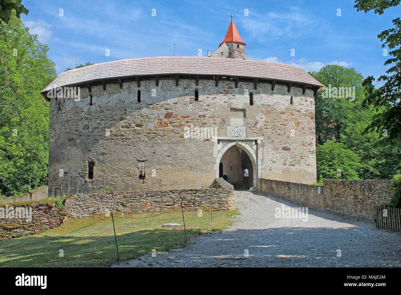 Cancello di Pernstejn castello. A sud la regione della Moravia, Repubblica Ceca. Foto Stock