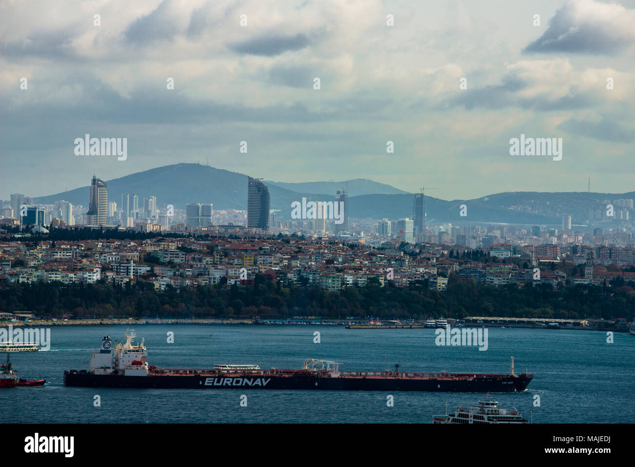Vista sullo stretto del Bosforo, Istanbul Foto Stock
