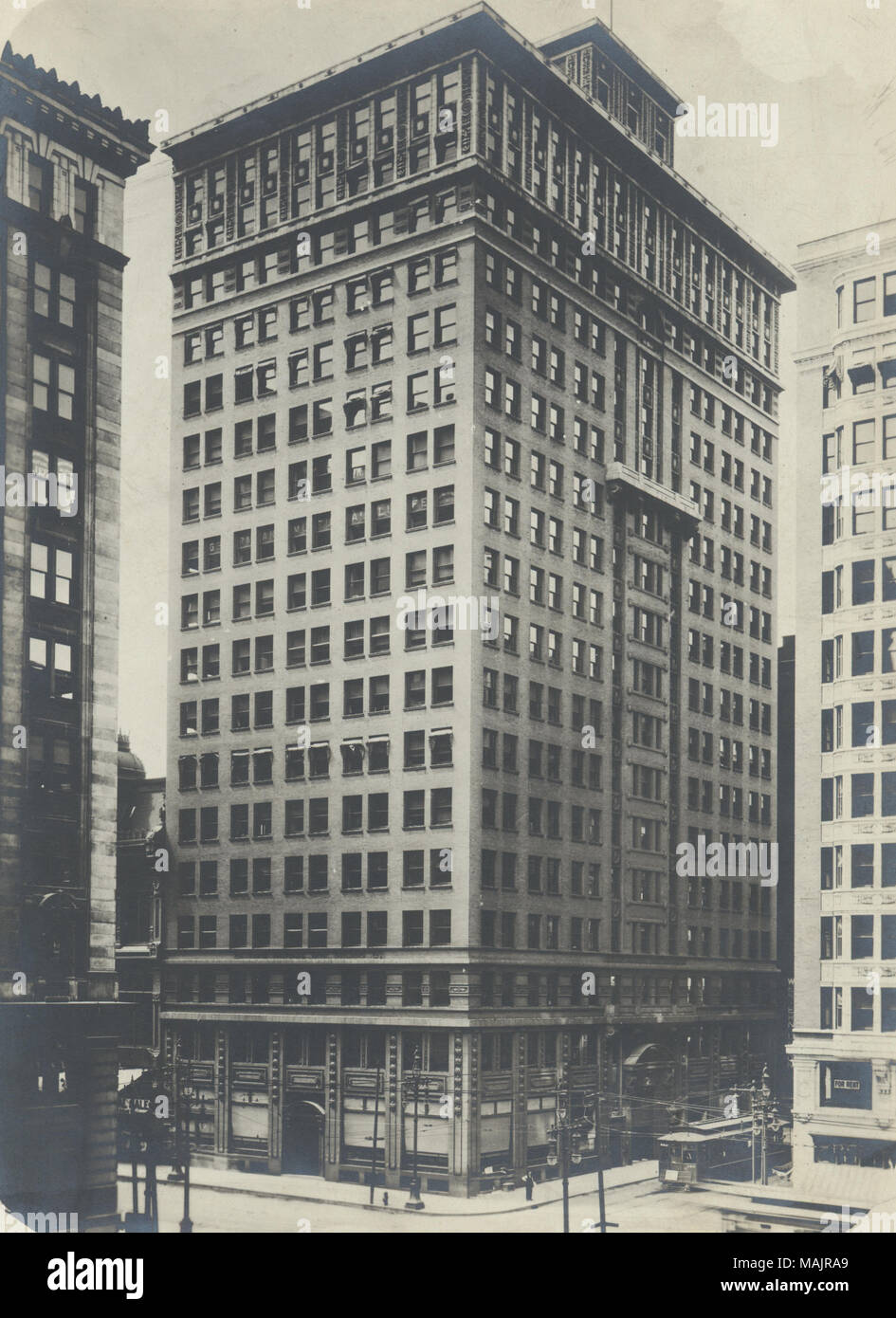 Titolo: terza banca nazionale. Broadway e oliva Street, angolo sud-ovest. . 1909. Emil F. BUHL Foto Stock